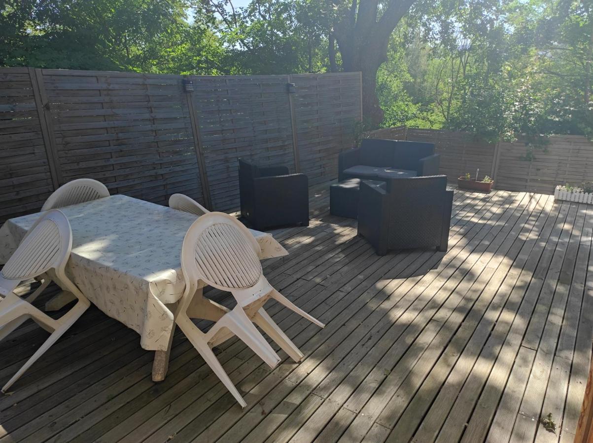 Apartement 'Les Lavandes" Rdc 2Ch - Terrasse Et Parking A Lurs Exterior foto