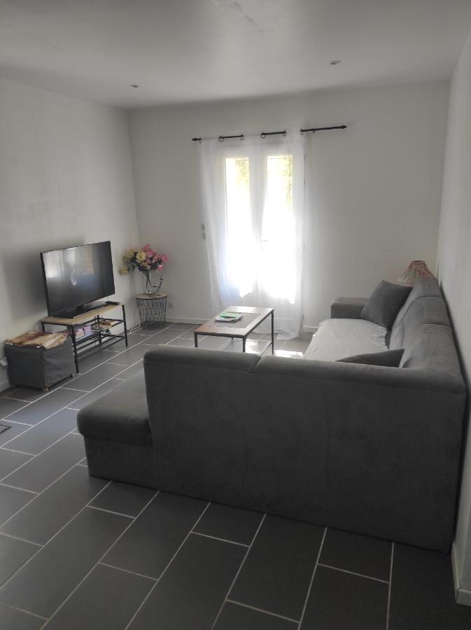 Apartement 'Les Lavandes" Rdc 2Ch - Terrasse Et Parking A Lurs Exterior foto